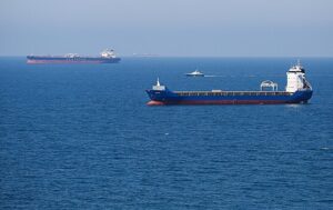 Названа причина, по которой Ормузский пролив остается «накрепко закрытым»