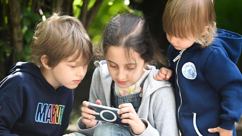 Еще одна страна запретит детям до 16 лет пользоваться соцсетями