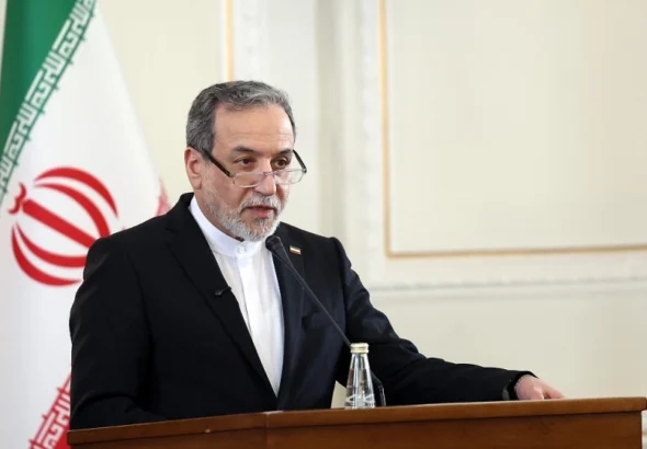 Глава МИД Ирана Аракчи прибыл в Петербург для переговоров с Путиным