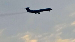 Гражданская авиация Ирана совершила первые с 28 февраля международные рейсы