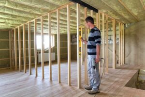 Чем утеплить стены каркасного дома изнутри