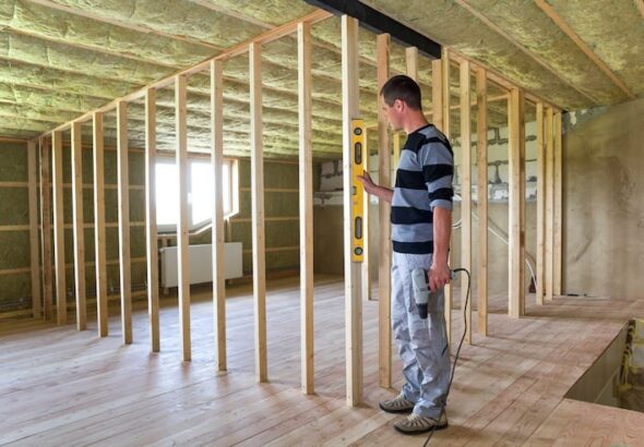 Чем утеплить стены каркасного дома изнутри