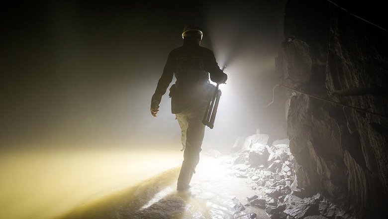 Снег сошел на руднике «Ирокинда» в Бурятии и накрыл людей