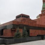 В Москве приостановлен допуск посетителей в мавзолей Ленина
