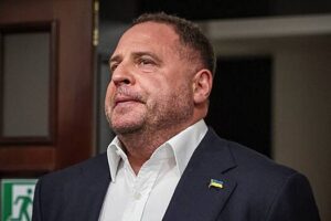 В Херсонской области дело Ермака назвали черной меткой Зеленскому