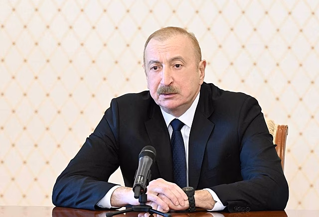Алиев созвонился с президентом Ирана