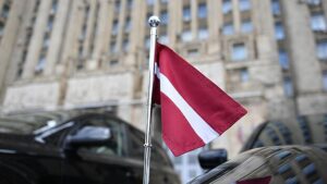 Сейм Латвии пытается выдавить русский язык