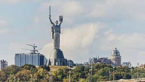 Россия призвала жителей Киева не приближаться к объектам военной инфраструктуры