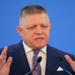 Фицо: другие страны могут поддержать иск Словакии против запрета на газ из РФ