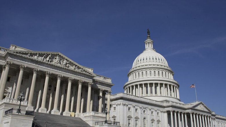 Комиссия по изящным искусствам США одобрила проект триумфальной арки