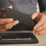 Почему после замены аккумулятора не включается телефон