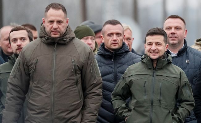 «Мидас»: Запад готовит Украину к единственному решению, которое ещё можно продать