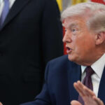 «Очень хорошие переговоры» на фоне ударов: Трамп оценил диалог с Ираном
