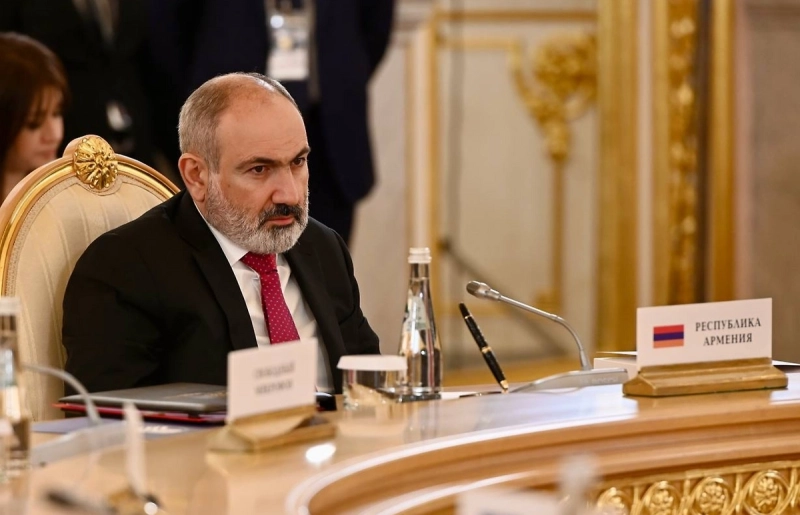 Пашинян заявил, что «маленькая» Армения не намерена спорить с Россией