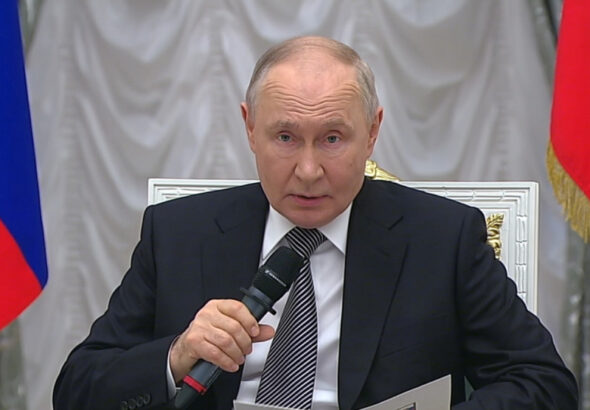 «Пока студенты спали»: Путин после удара ВСУ по колледжу в ЛНР поручил Минобороны подготовить ответ