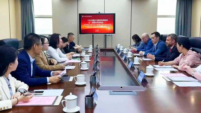 Предприниматели Новосибирской области совершили рабочую поездку в Китай