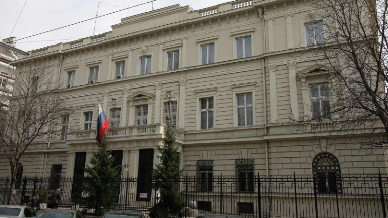 Россия жестко ответит на высылку своих дипломатов из Австрии