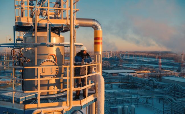 Сразу две плохие новости: акции «Газпрома» упали более, чем на 3%